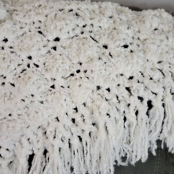Crochet Shawl Blanket Tassels Cottage Country Granny Core White - Picture 2 of 3